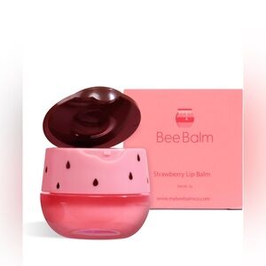❤️New Bee Balm Strawberry Lip Balm